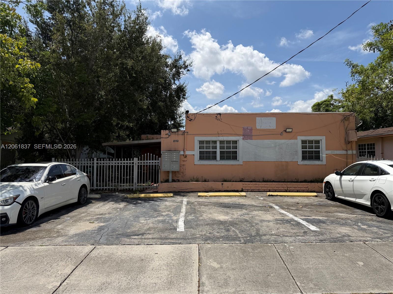 A12061837 Property Photo 1