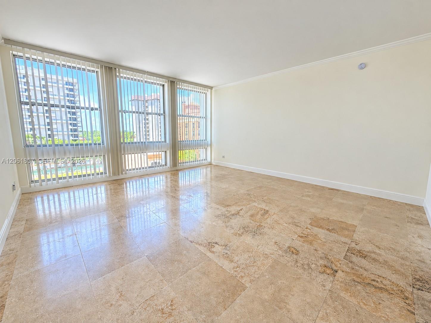 700 Biltmore Way 514 Property Photo 10