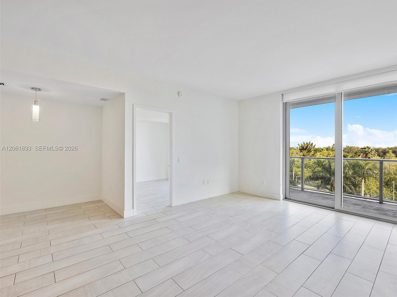 2000 Metropica Way 502 Property Photo 12