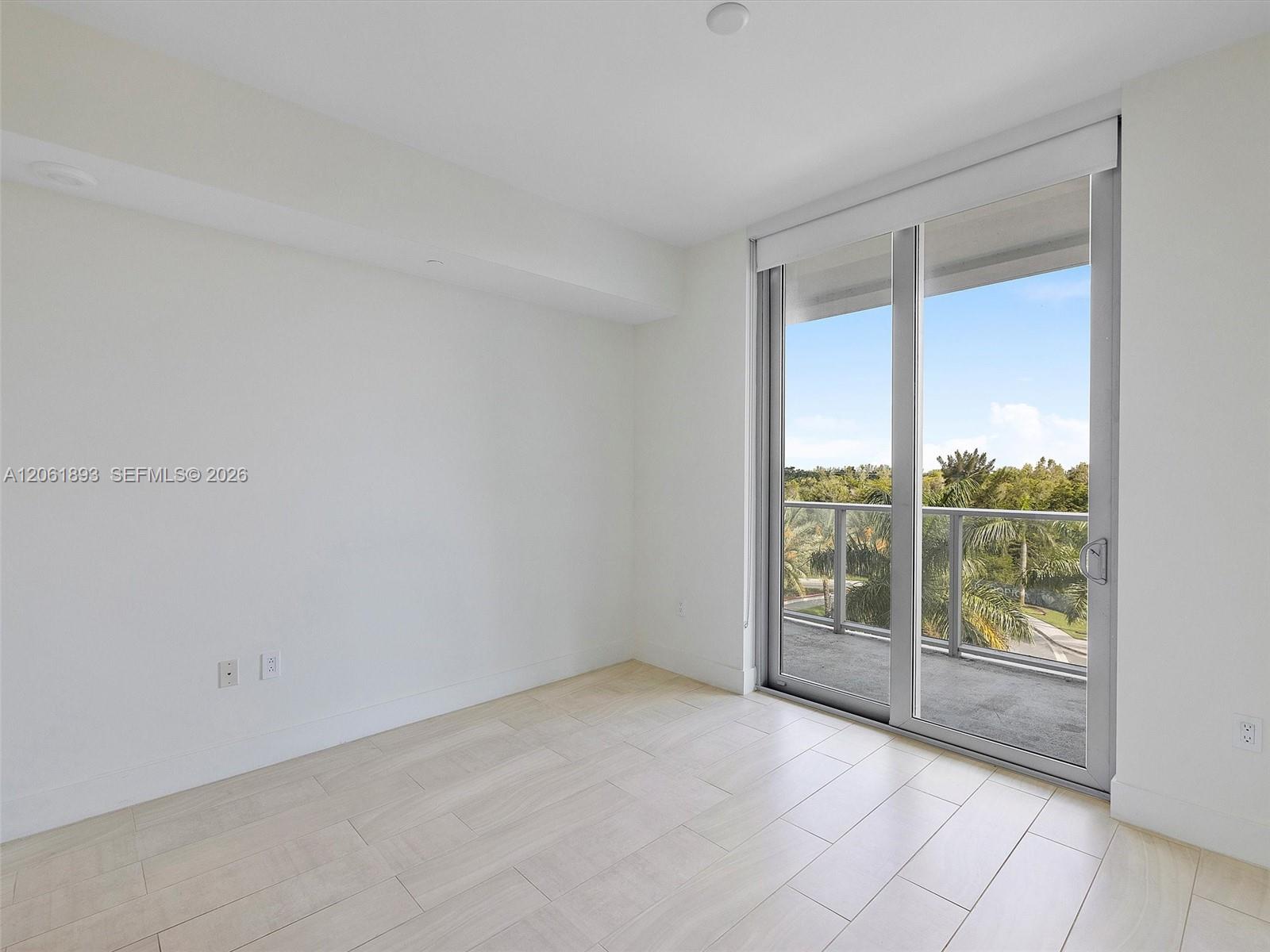 2000 Metropica Way 502 Property Photo 19