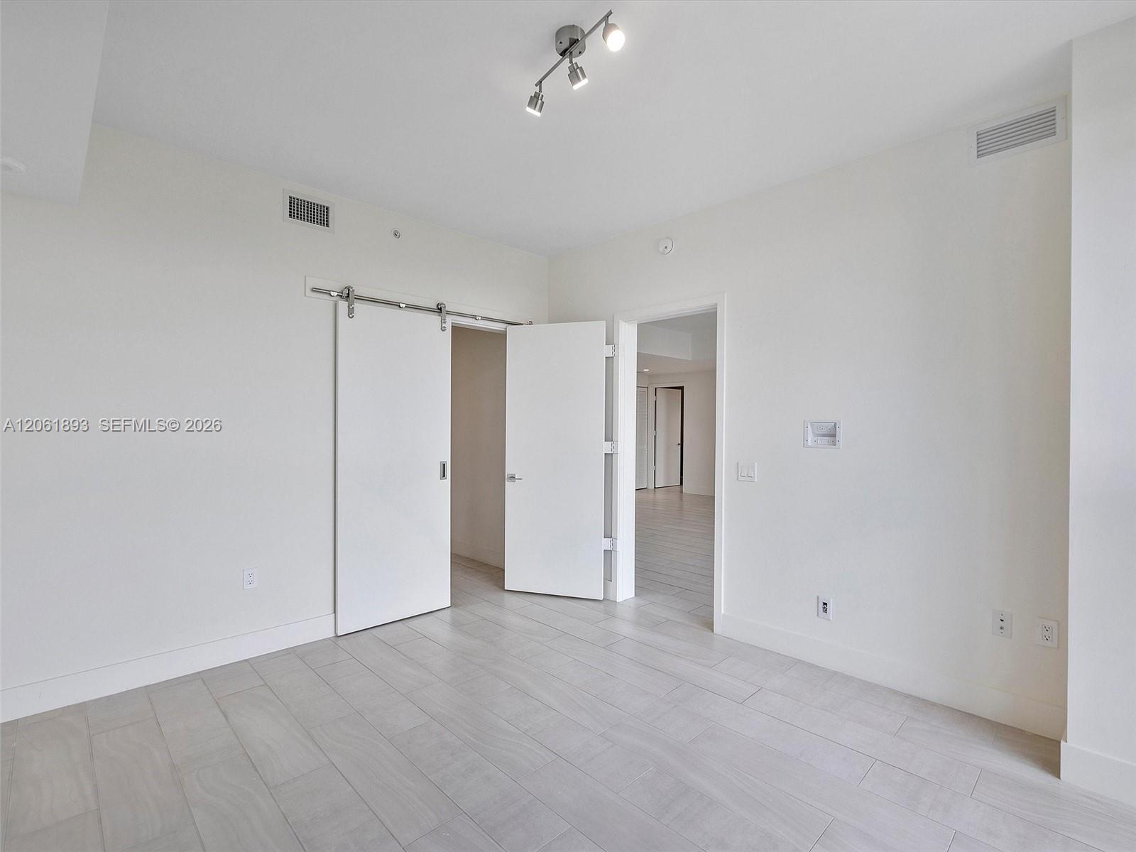 2000 Metropica Way 502 Property Photo 23