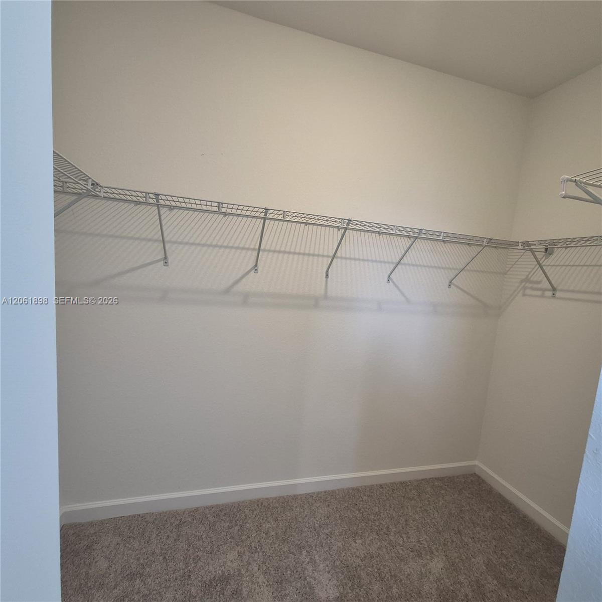 A12061898 Property Photo 7