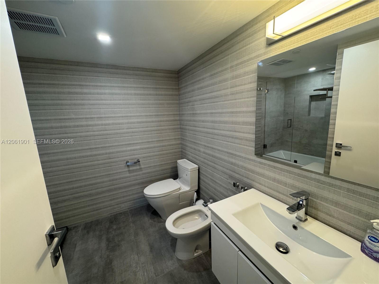 201 Crandon Boulevard 520 Property Photo 11