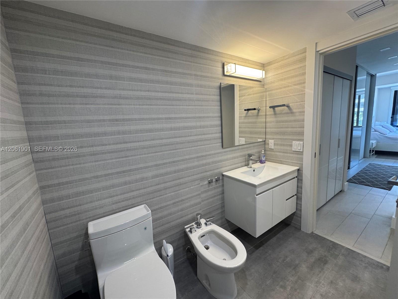 201 Crandon Boulevard 520 Property Photo 12