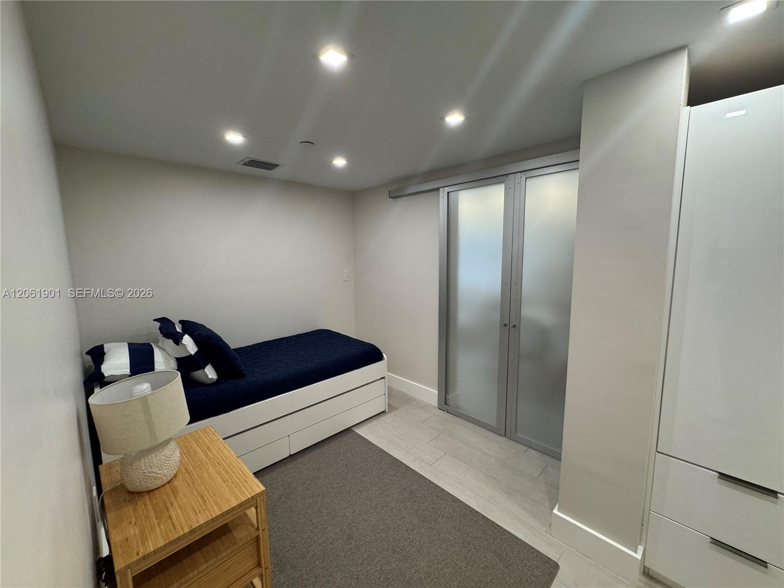 201 Crandon Boulevard 520 Property Photo 16