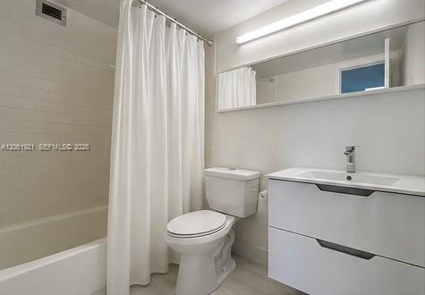 200 Leslie Drive 1017 Property Photo 17