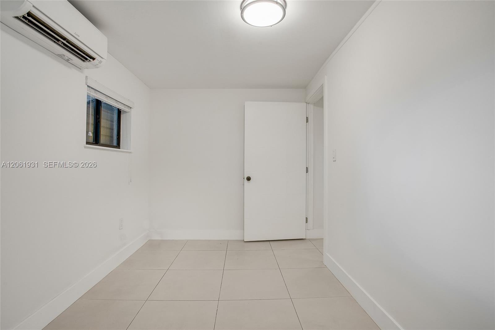 A12061931 Property Photo 10