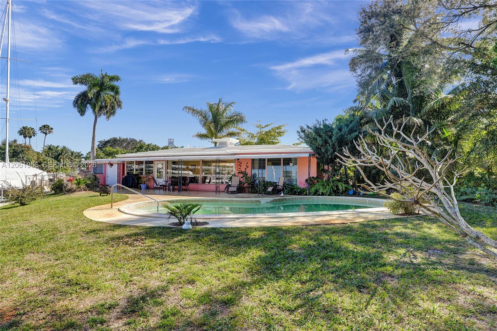 1321 Mandarin Isle Property Photo 2