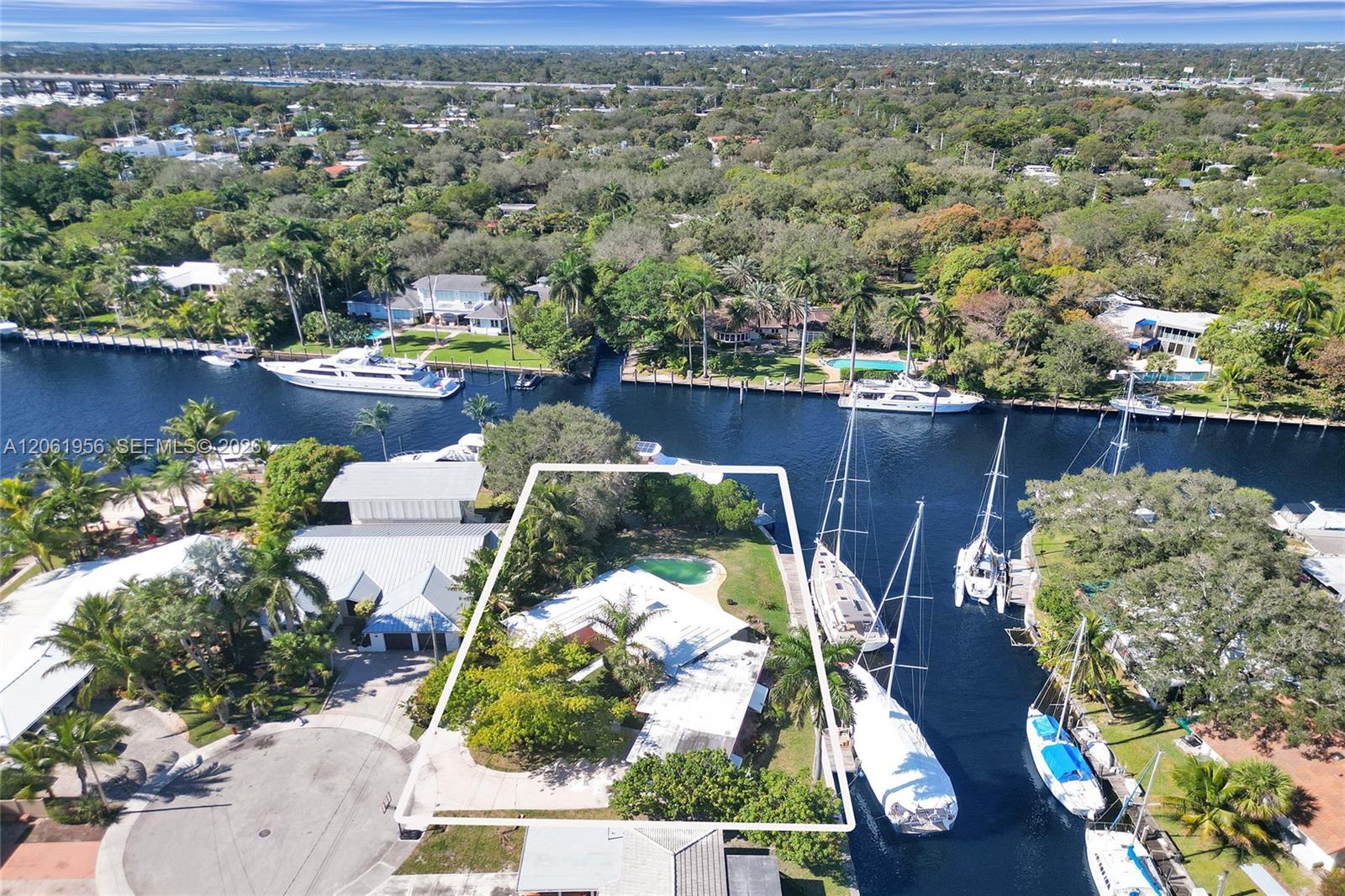 1321 Mandarin Isle Property Photo 7