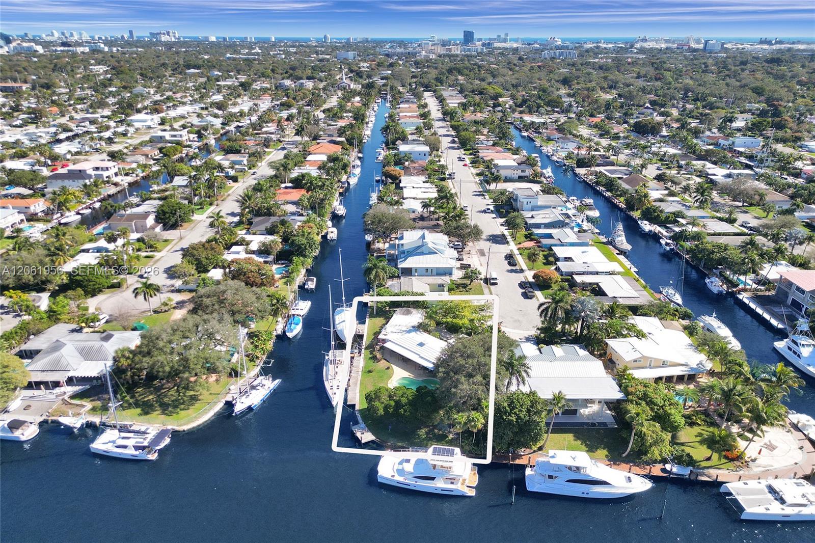 1321 Mandarin Isle Property Photo 13