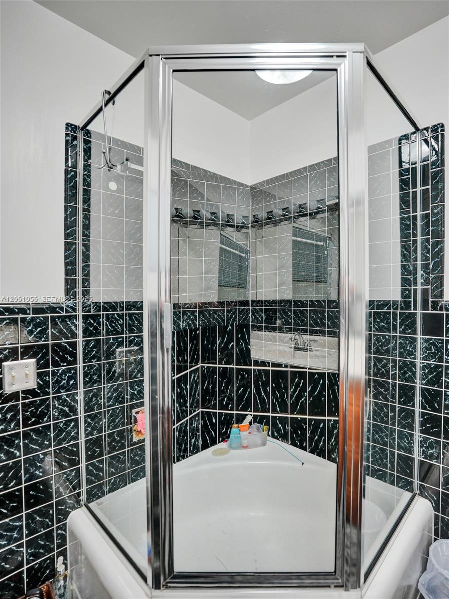 1321 Mandarin Isle Property Photo 32