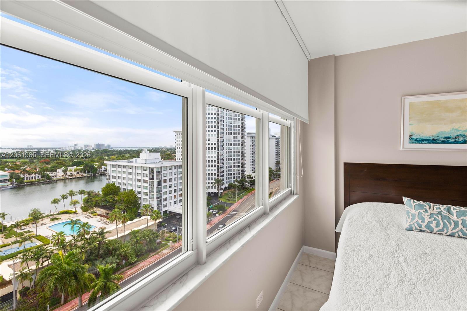 5601 Collins Avenue 1216 Property Photo 1