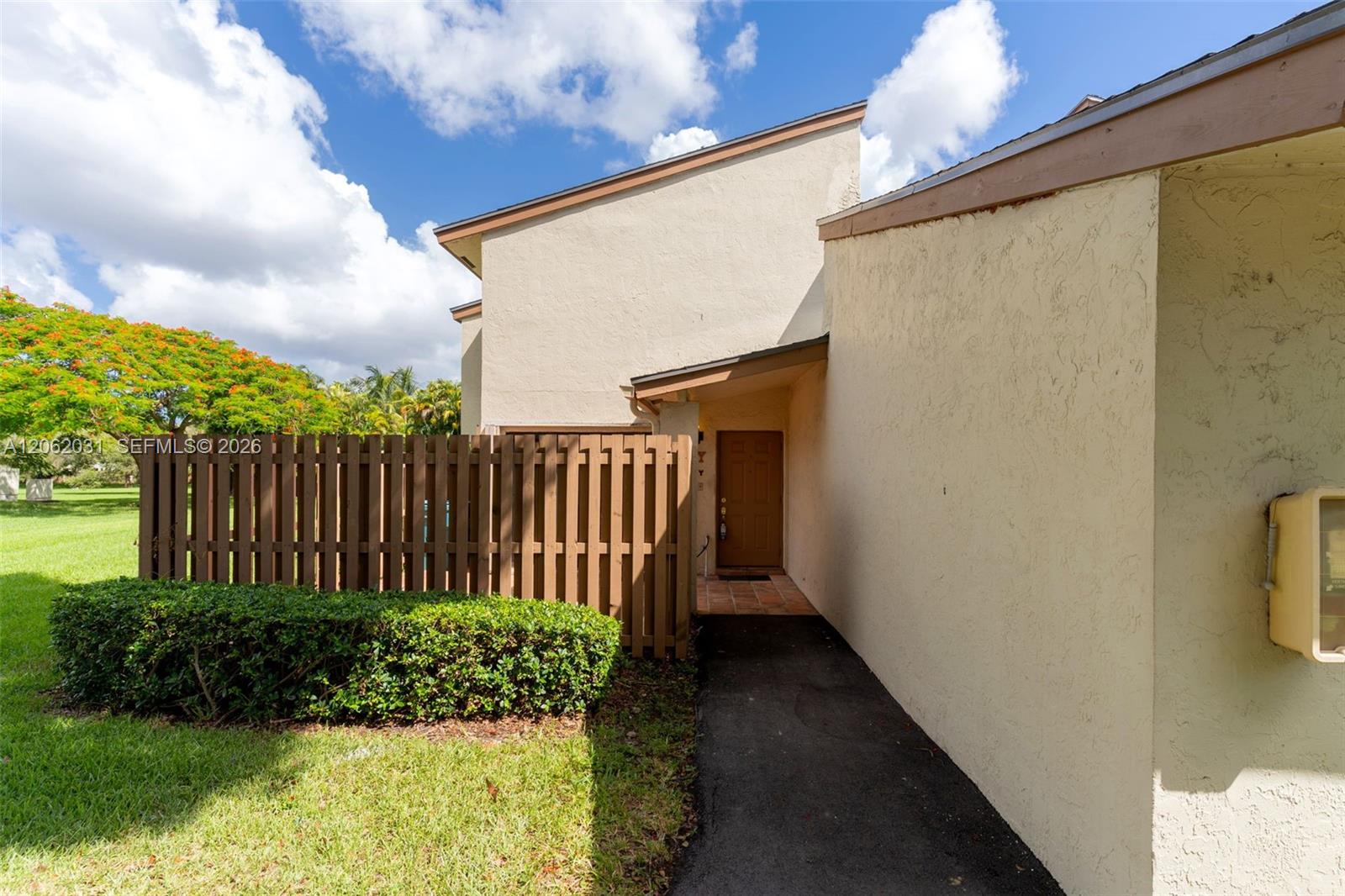 11411 SW 109th Road 50Y