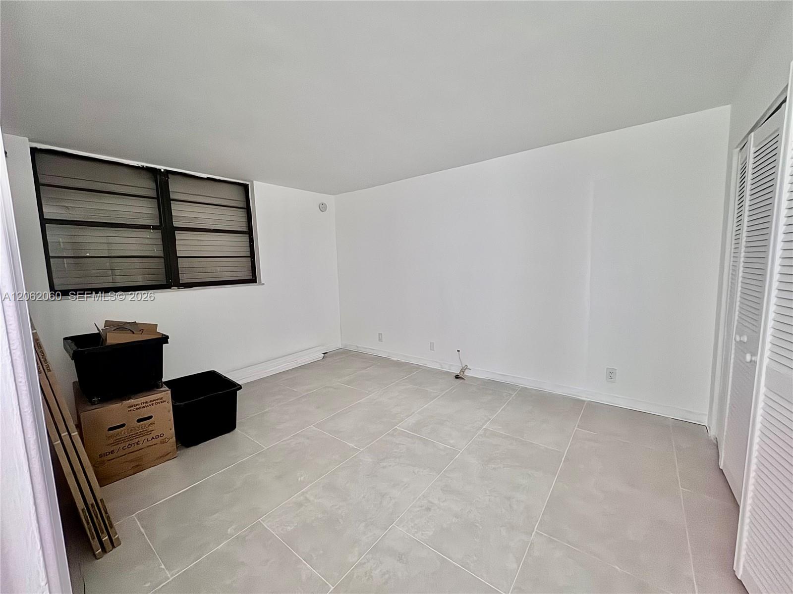 911 Ocean Drive 503 Property Photo 16