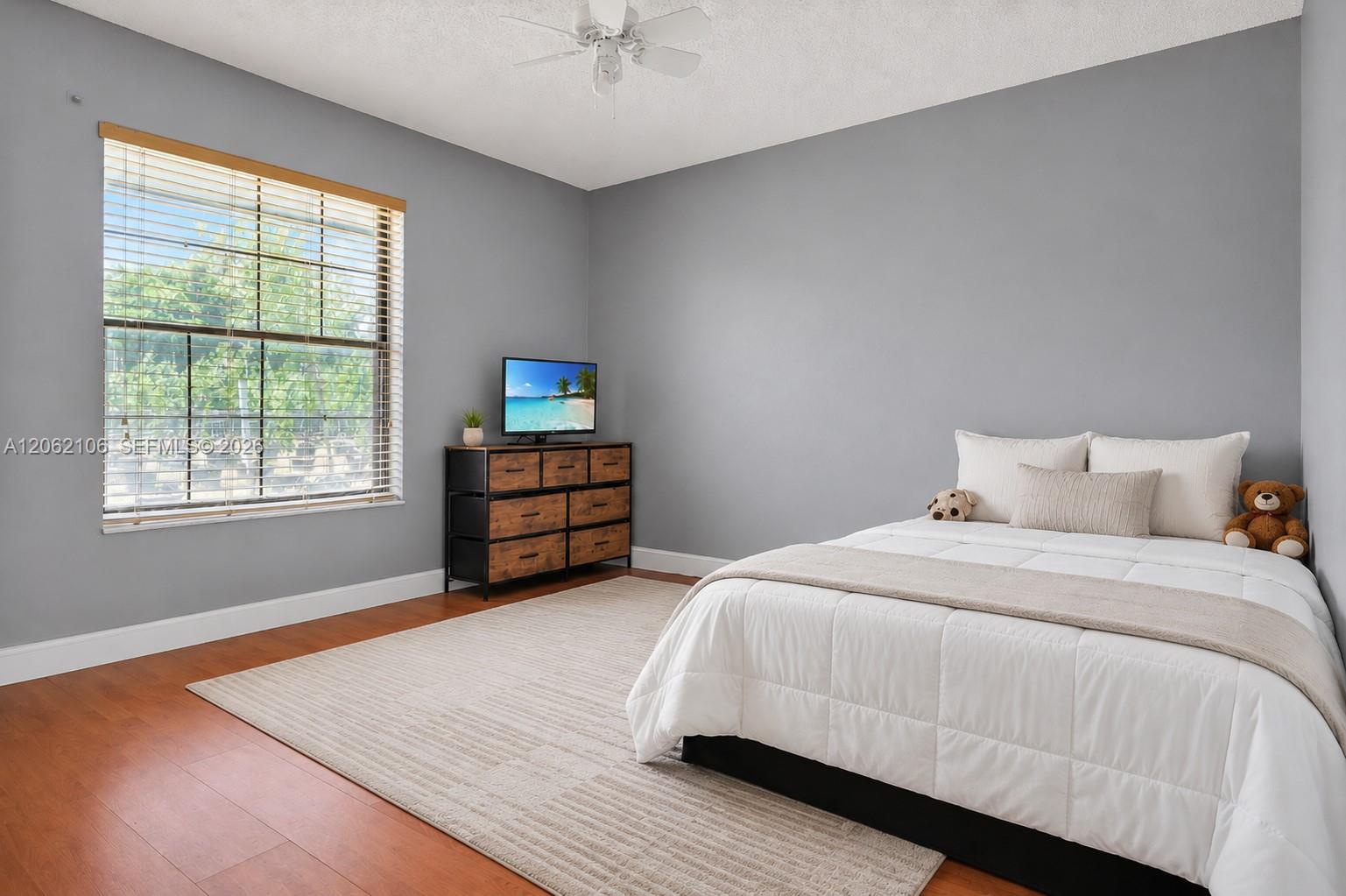 2587 E Road Property Photo 17