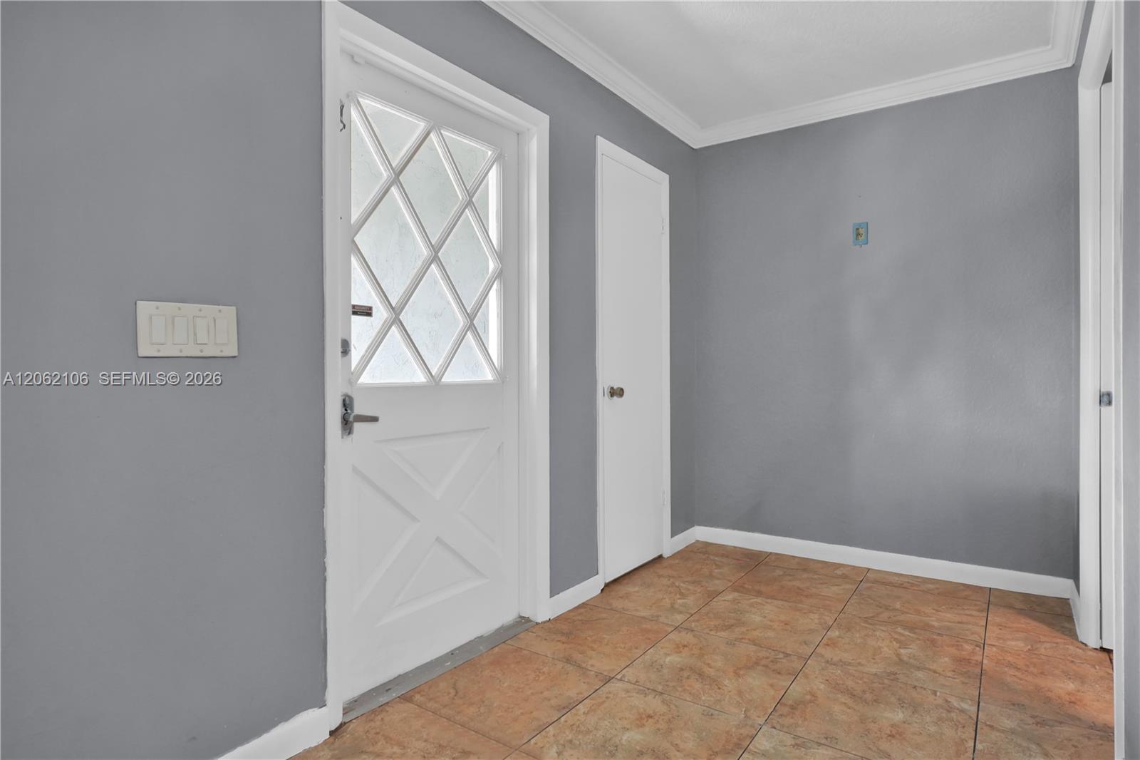 2587 E Road Property Photo 21