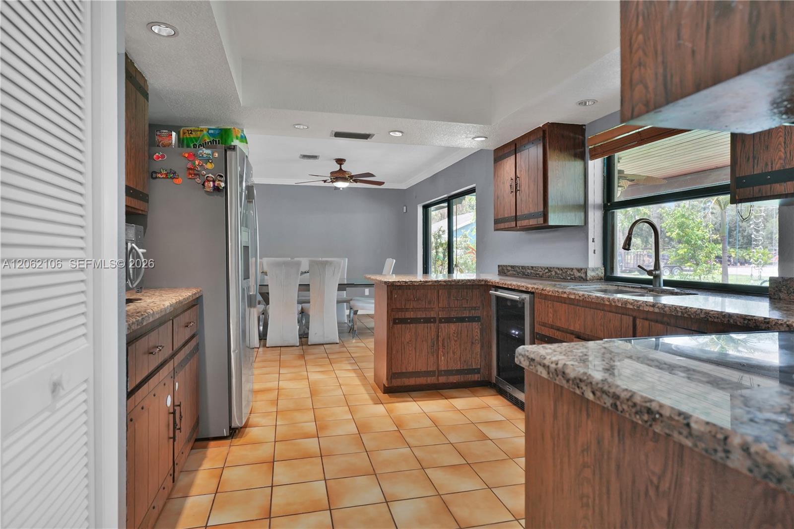 2587 E Road Property Photo 23