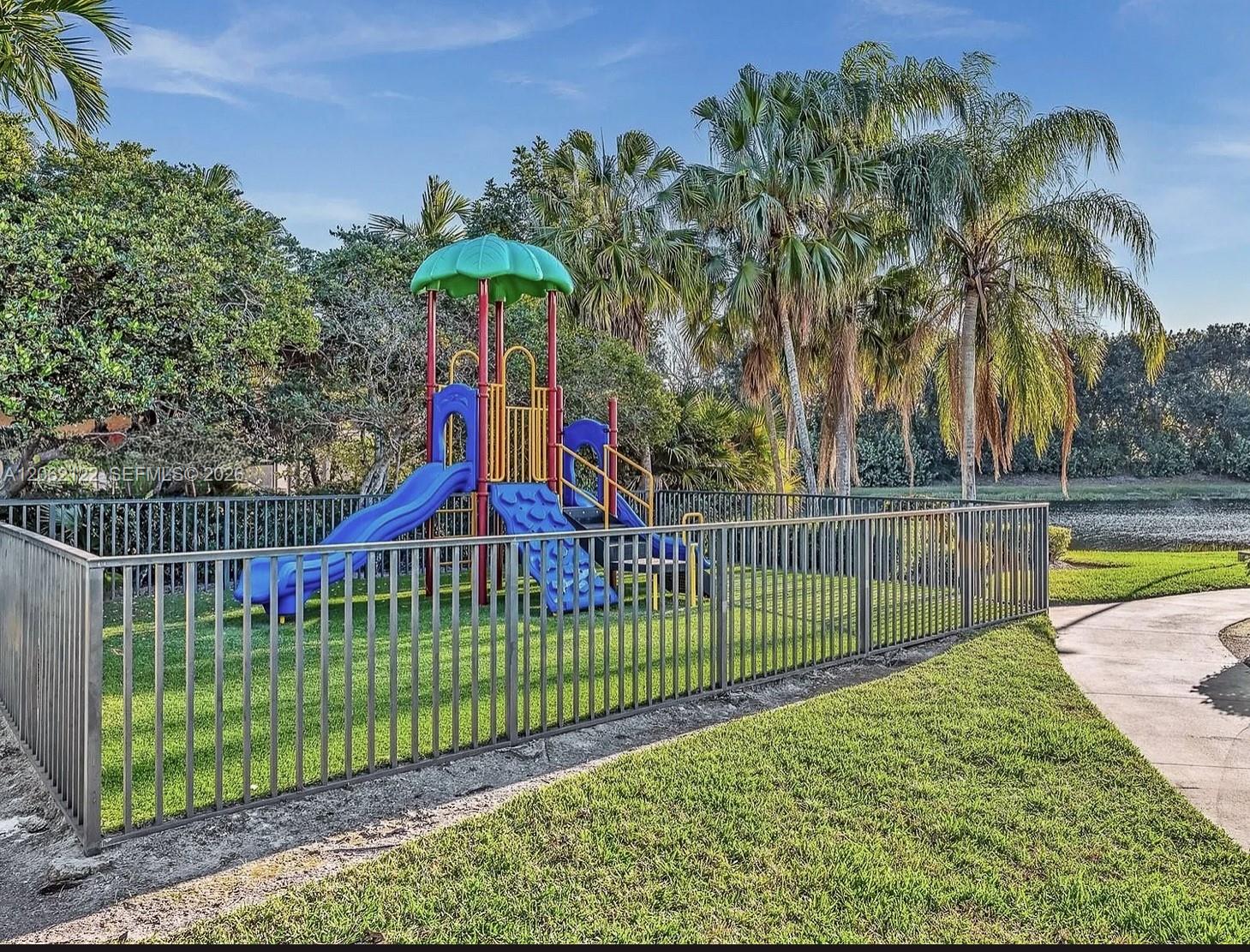 894 Spoonbill Circle Property Photo 41