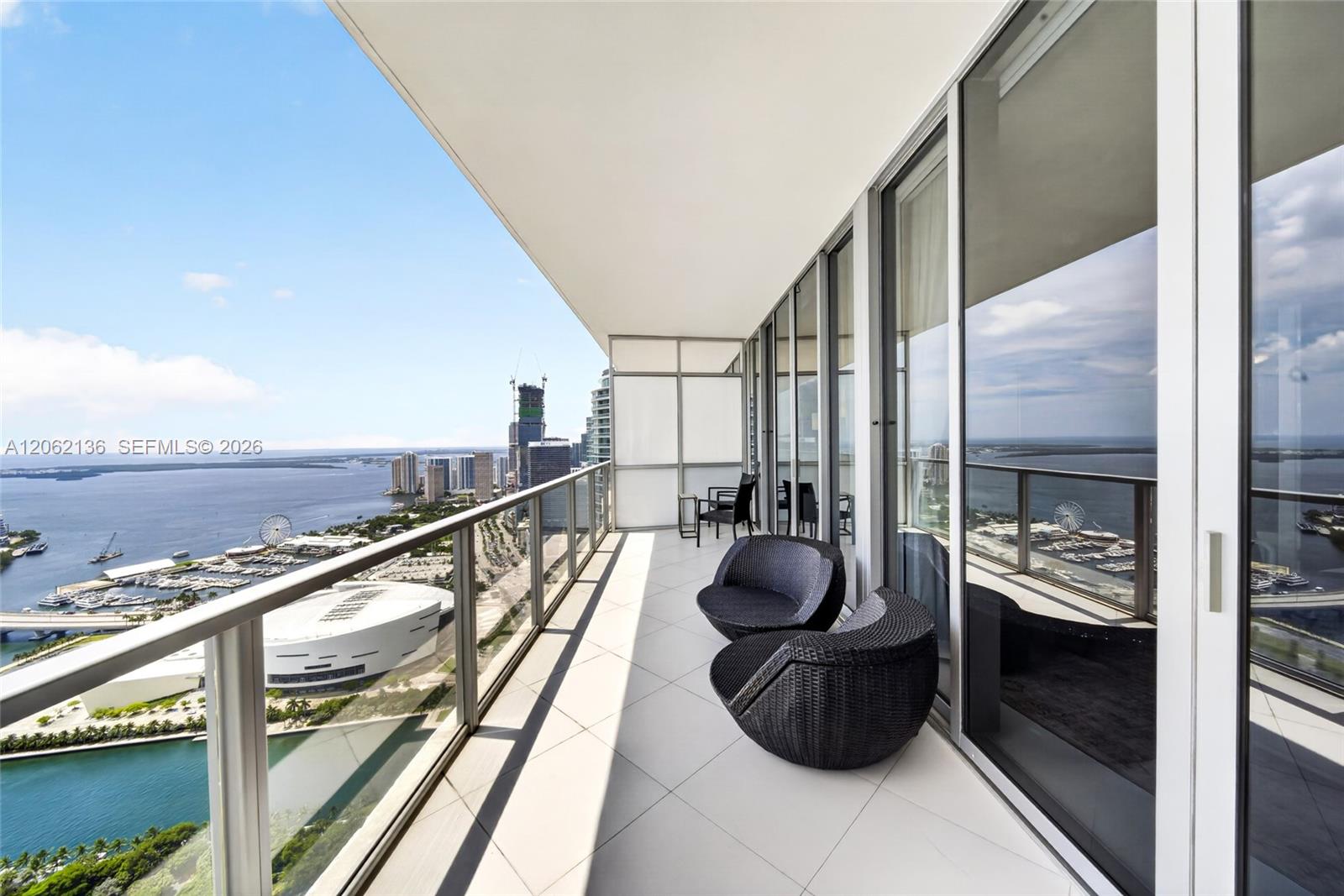 1100 Biscayne Boulevard 5502 Property Photo 2