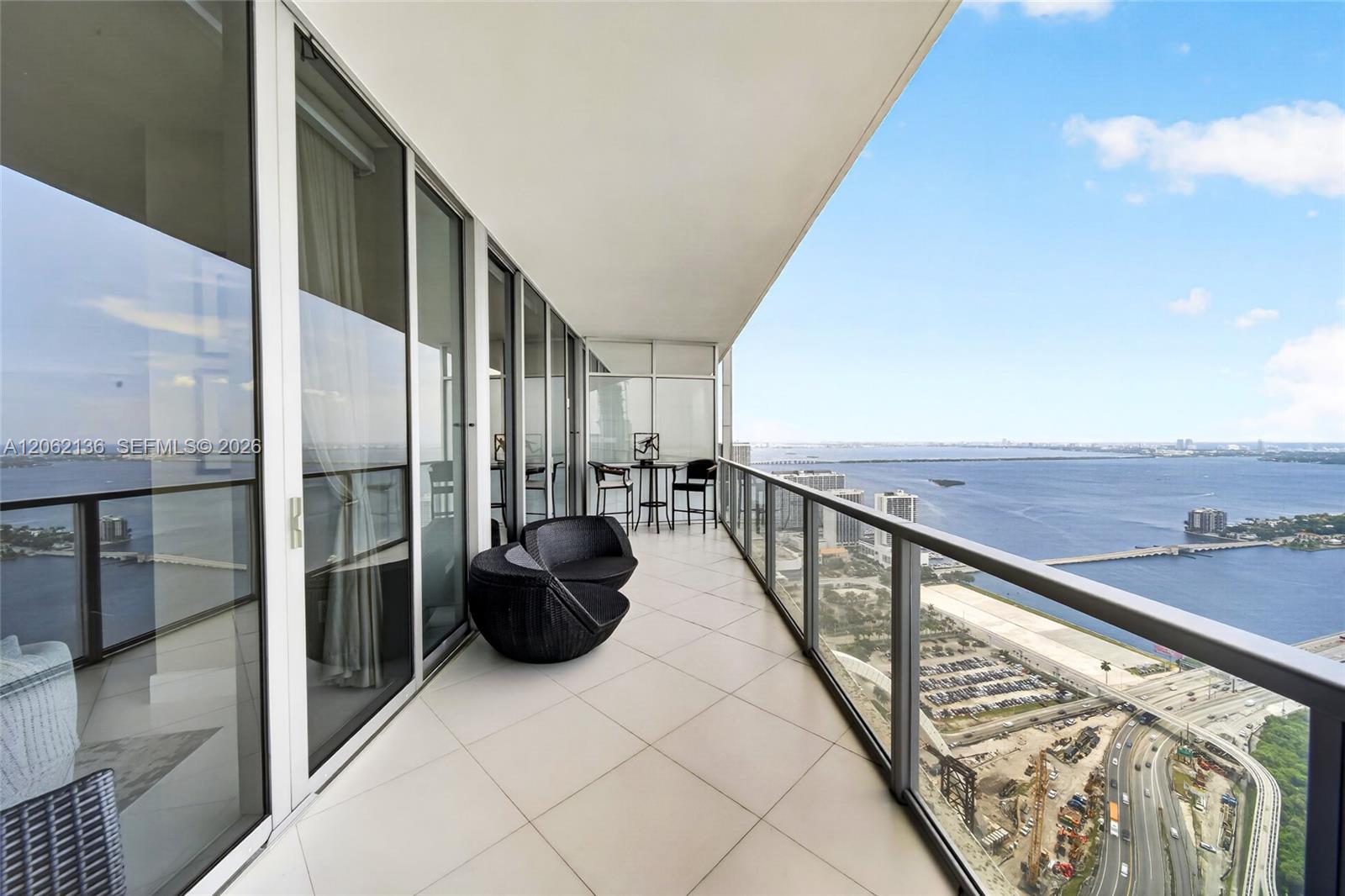 1100 Biscayne Boulevard 5502 Property Photo 3