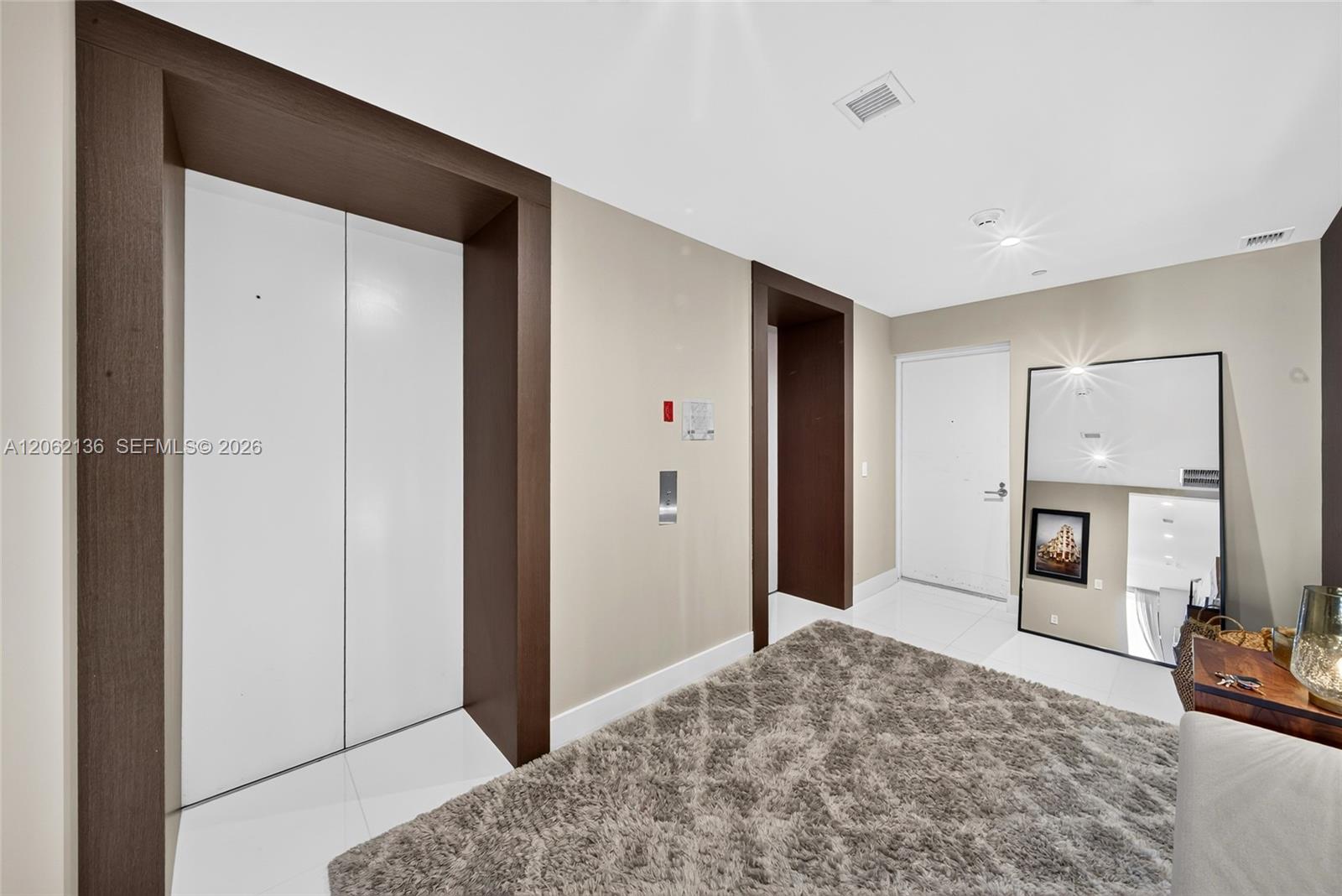 1100 Biscayne Boulevard 5502 Property Photo 9