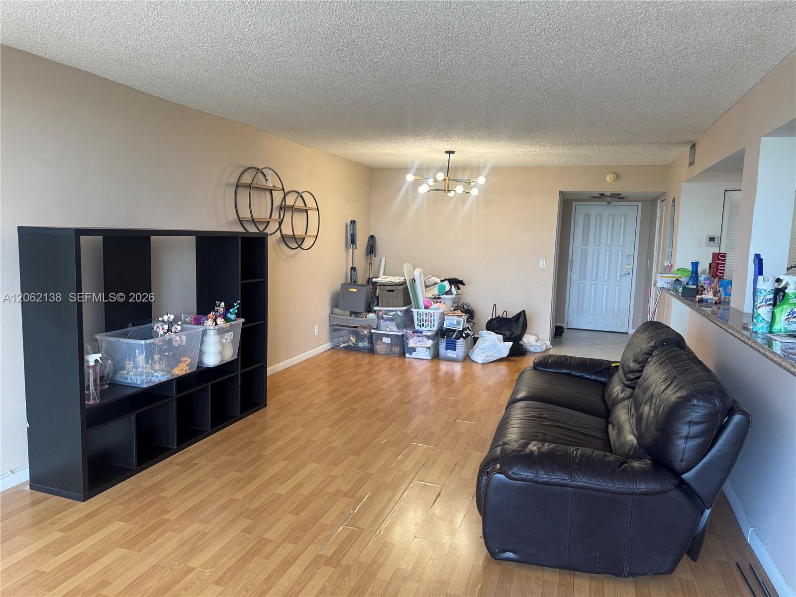 200 Leslie Drive 629 Property Photo 7