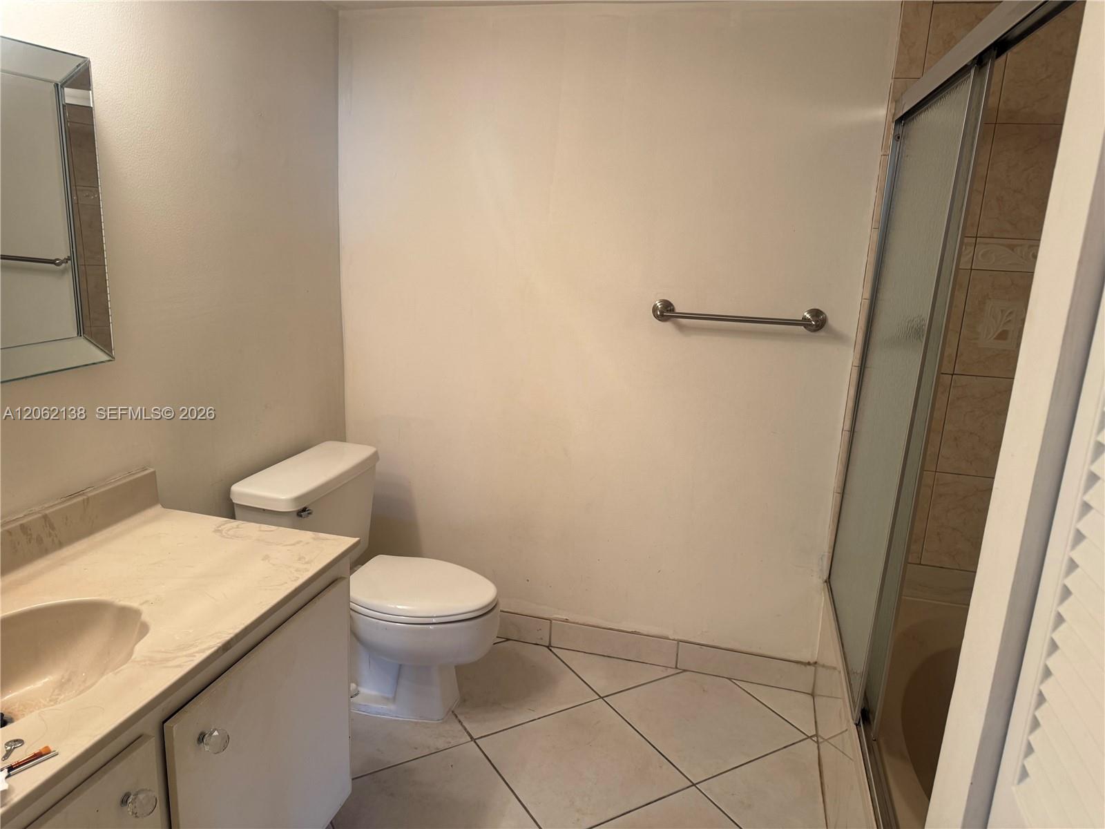 200 Leslie Drive 629 Property Photo 10