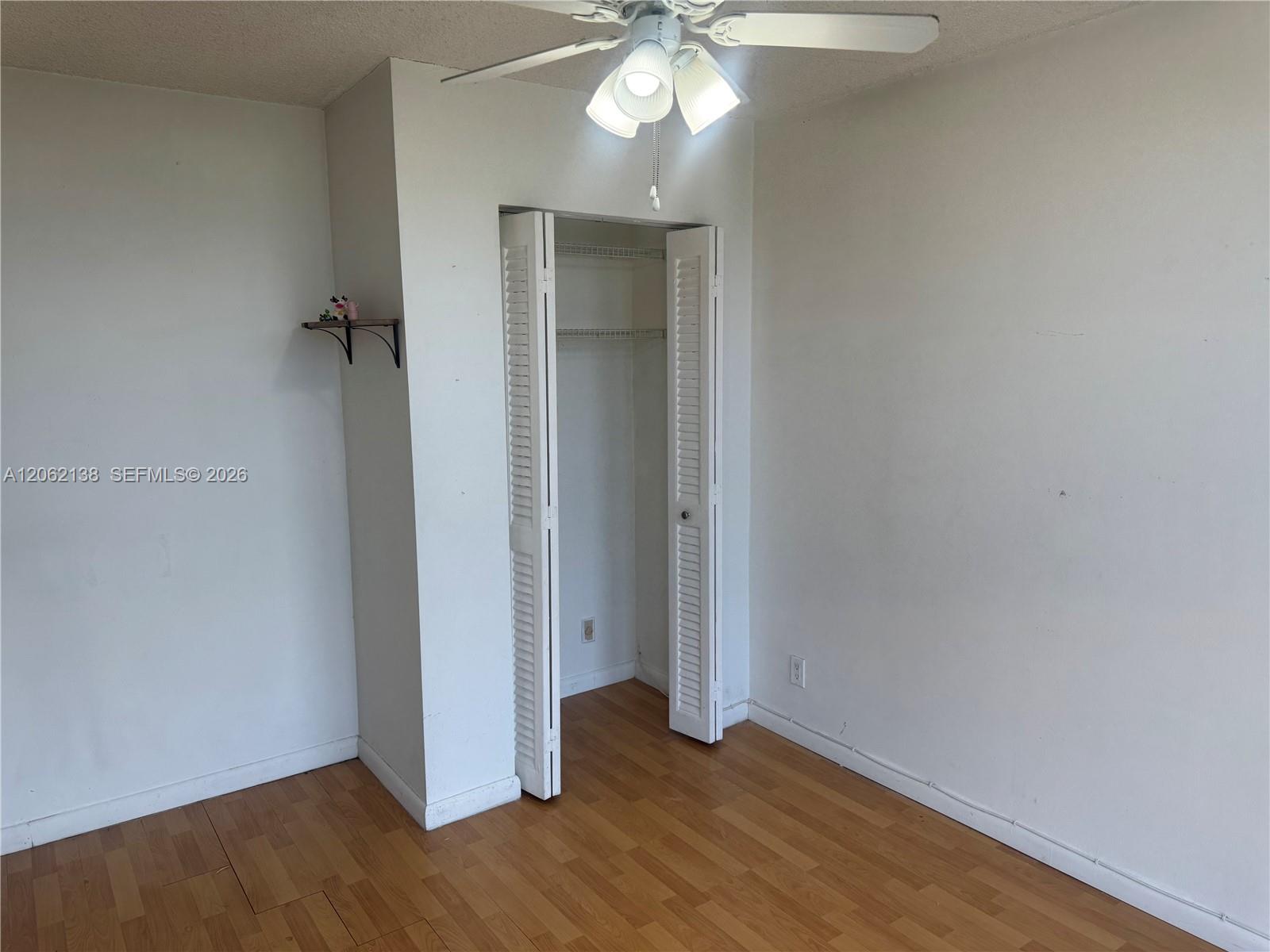 200 Leslie Drive 629 Property Photo 14