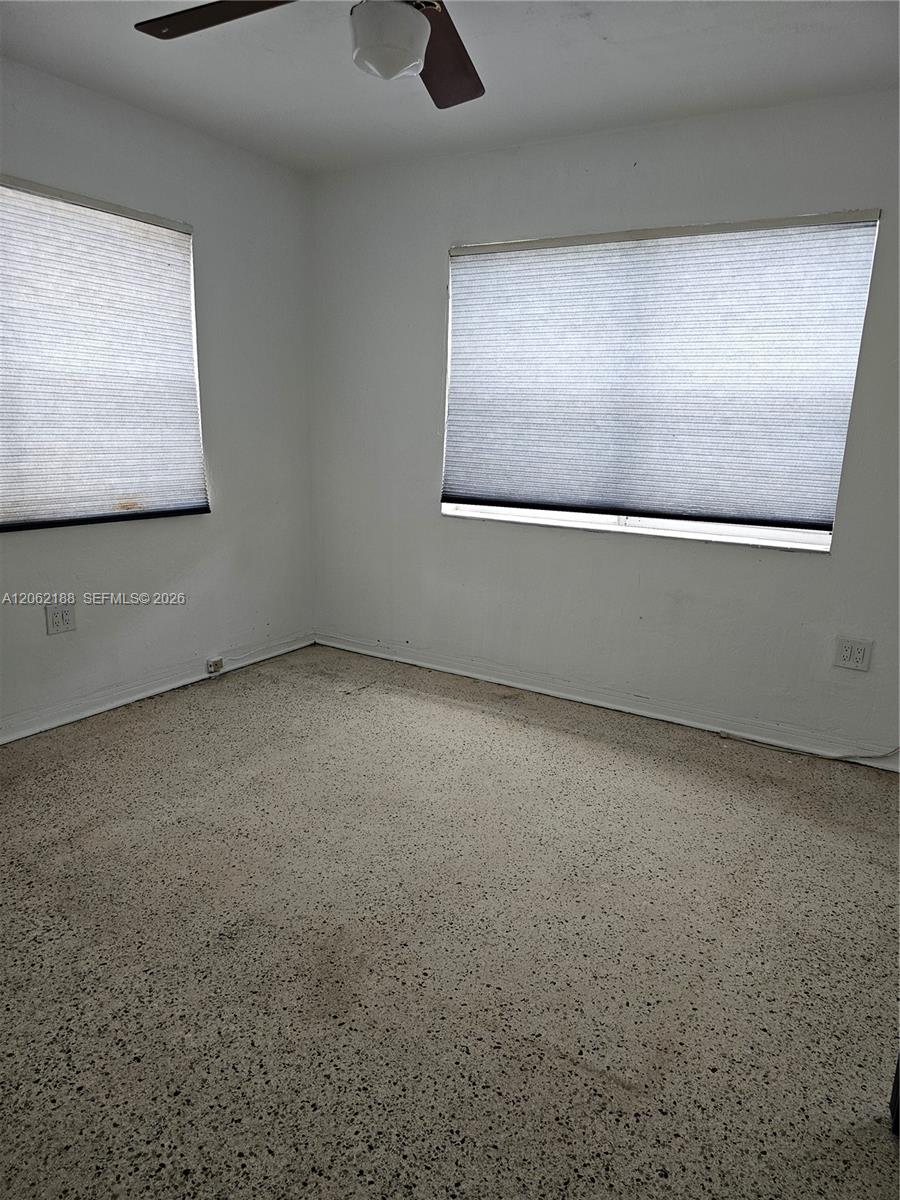 648 E 28th Street Property Photo 5