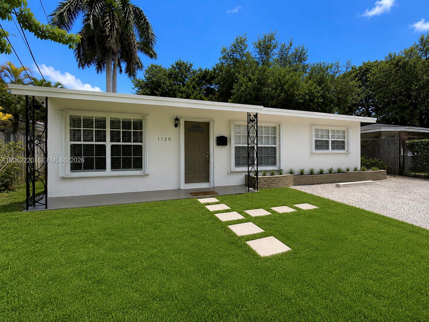 1120 Sw 15th Terrace Property Photo 11