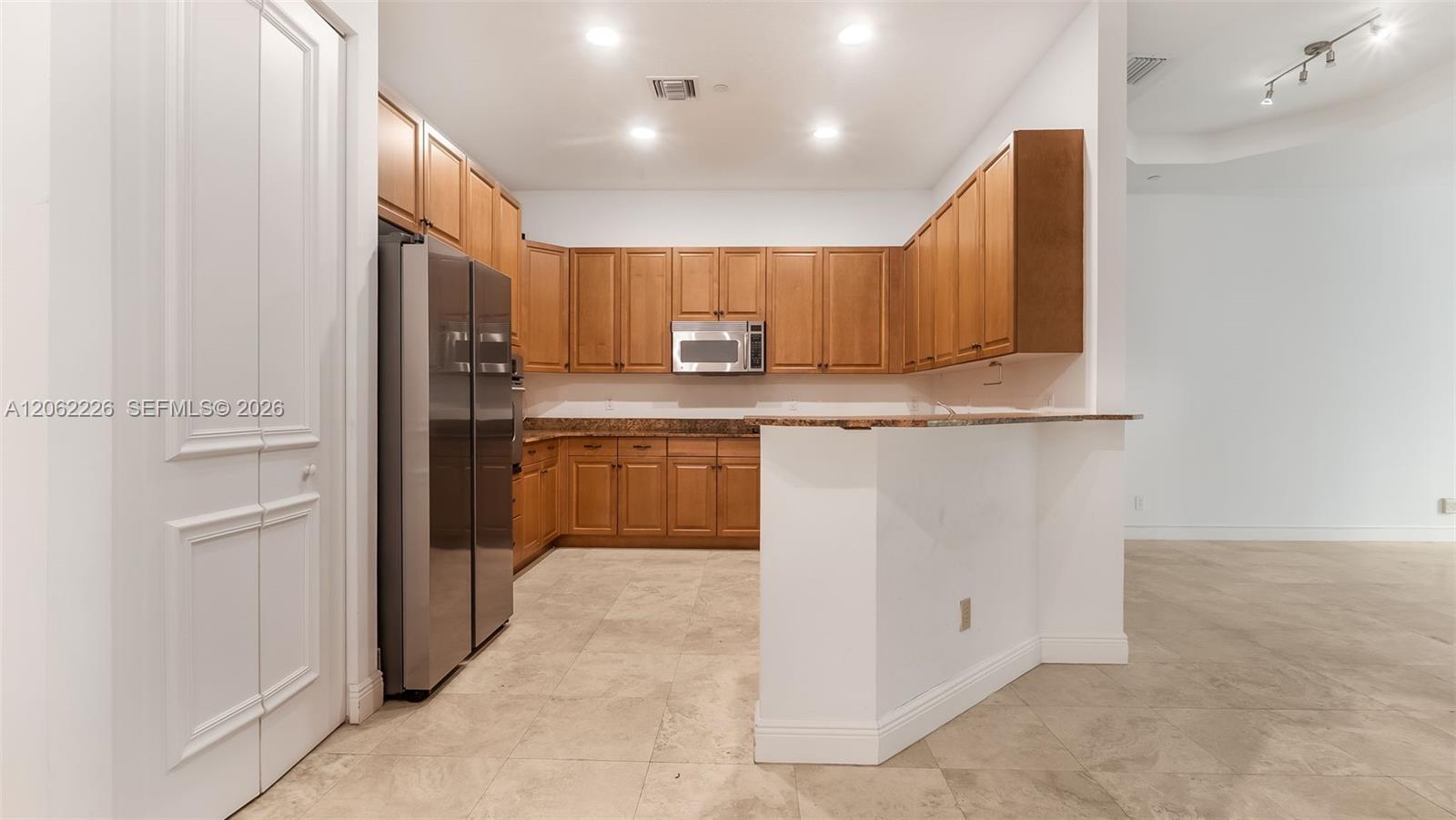 425 Ne 69th Circle Property Photo 12