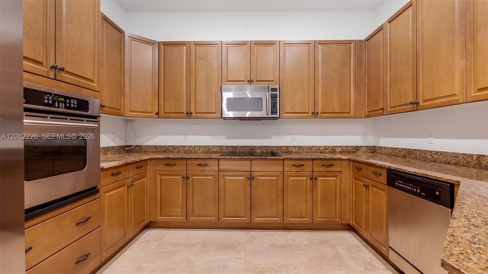 425 Ne 69th Circle Property Photo 14