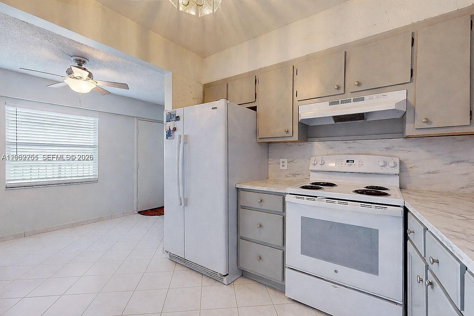 13450 Sw 3rd Street 408d Property Photo 5