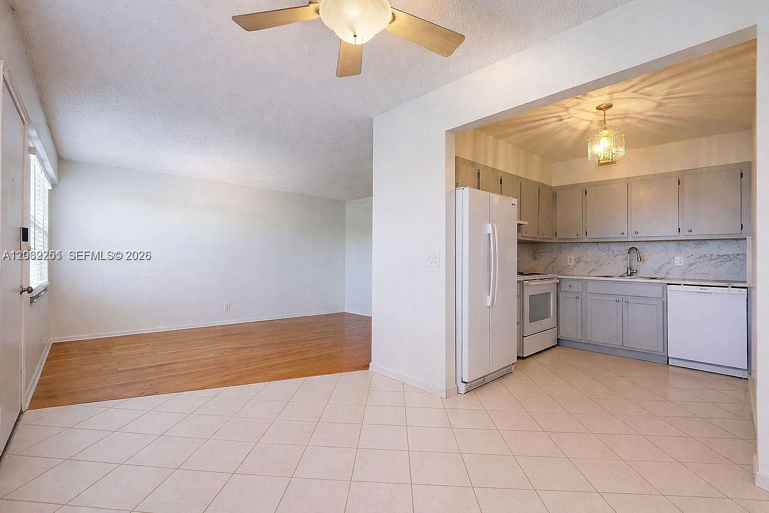 13450 Sw 3rd Street 408d Property Photo 7