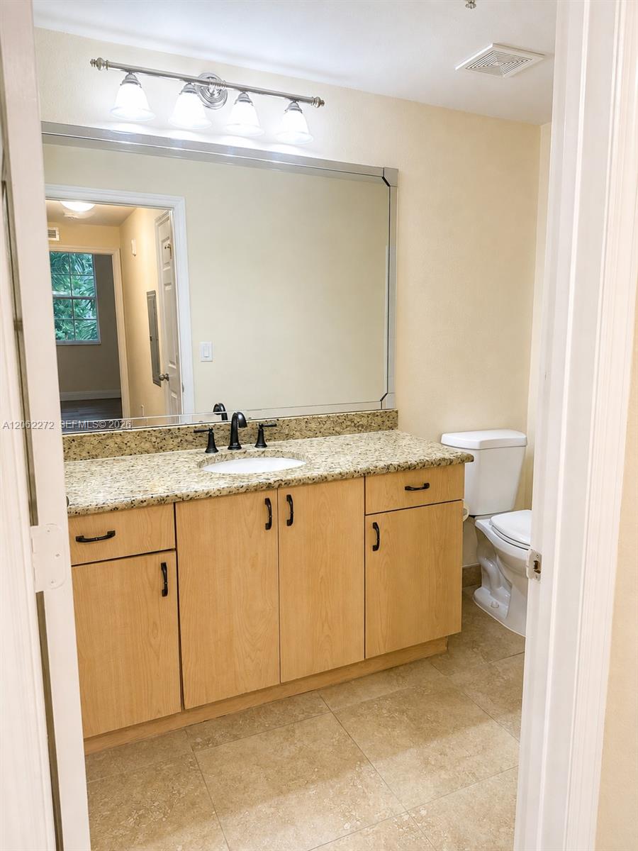 533 Ne 3rd Avenue 320 Property Photo 18