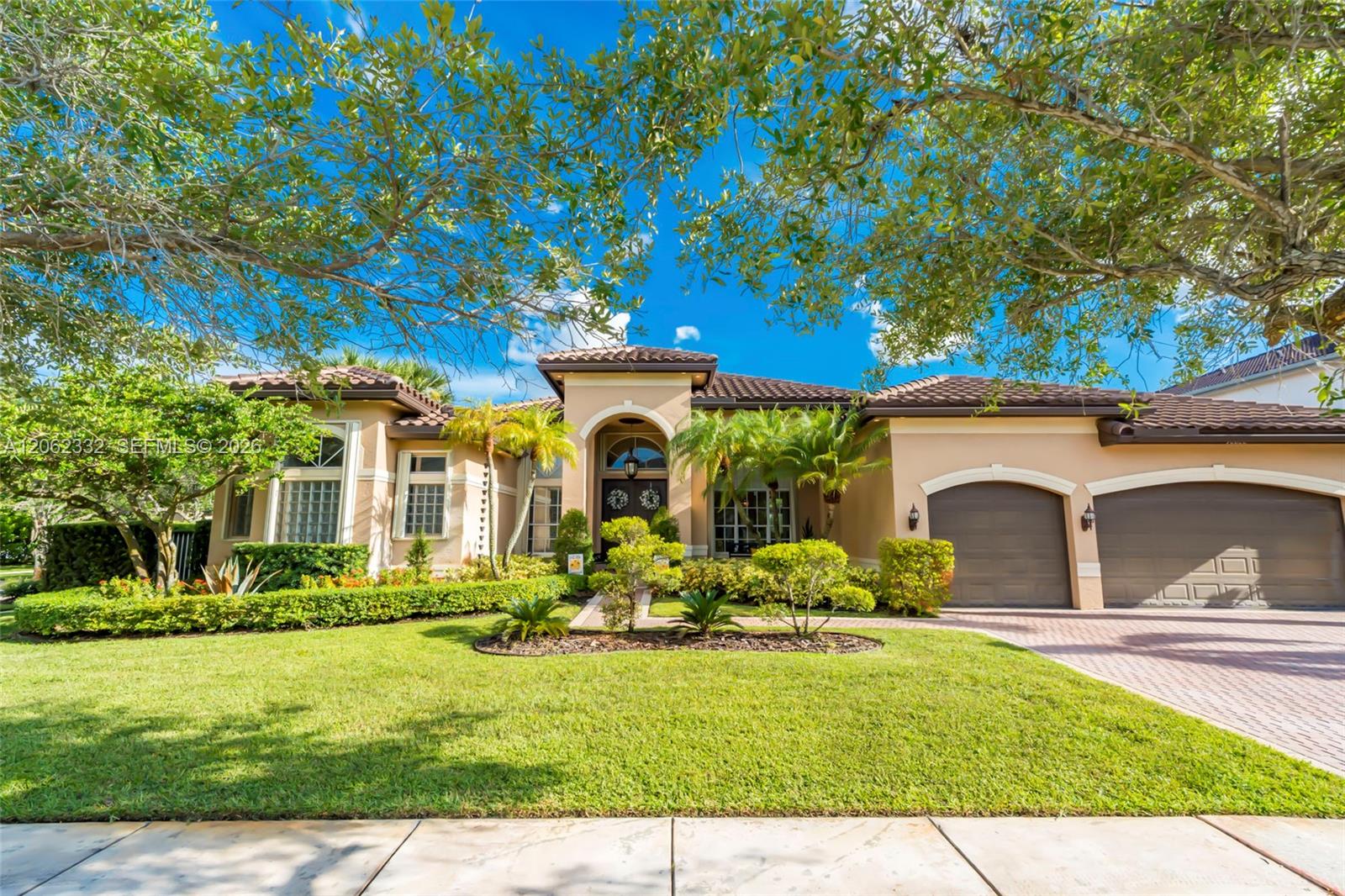 18800 Sw 41st Street Property Photo 6