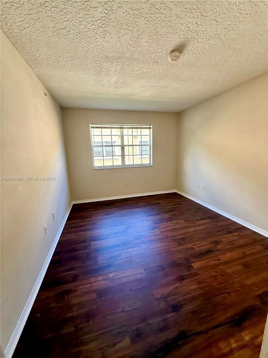 11600 Sw 2nd Street 18208 Property Photo 6