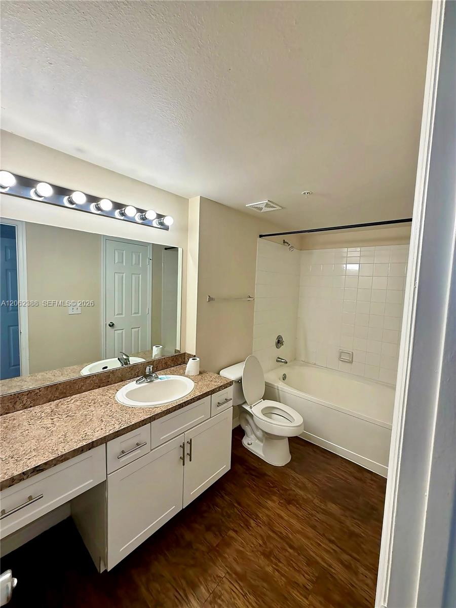 11600 Sw 2nd Street 18208 Property Photo 8