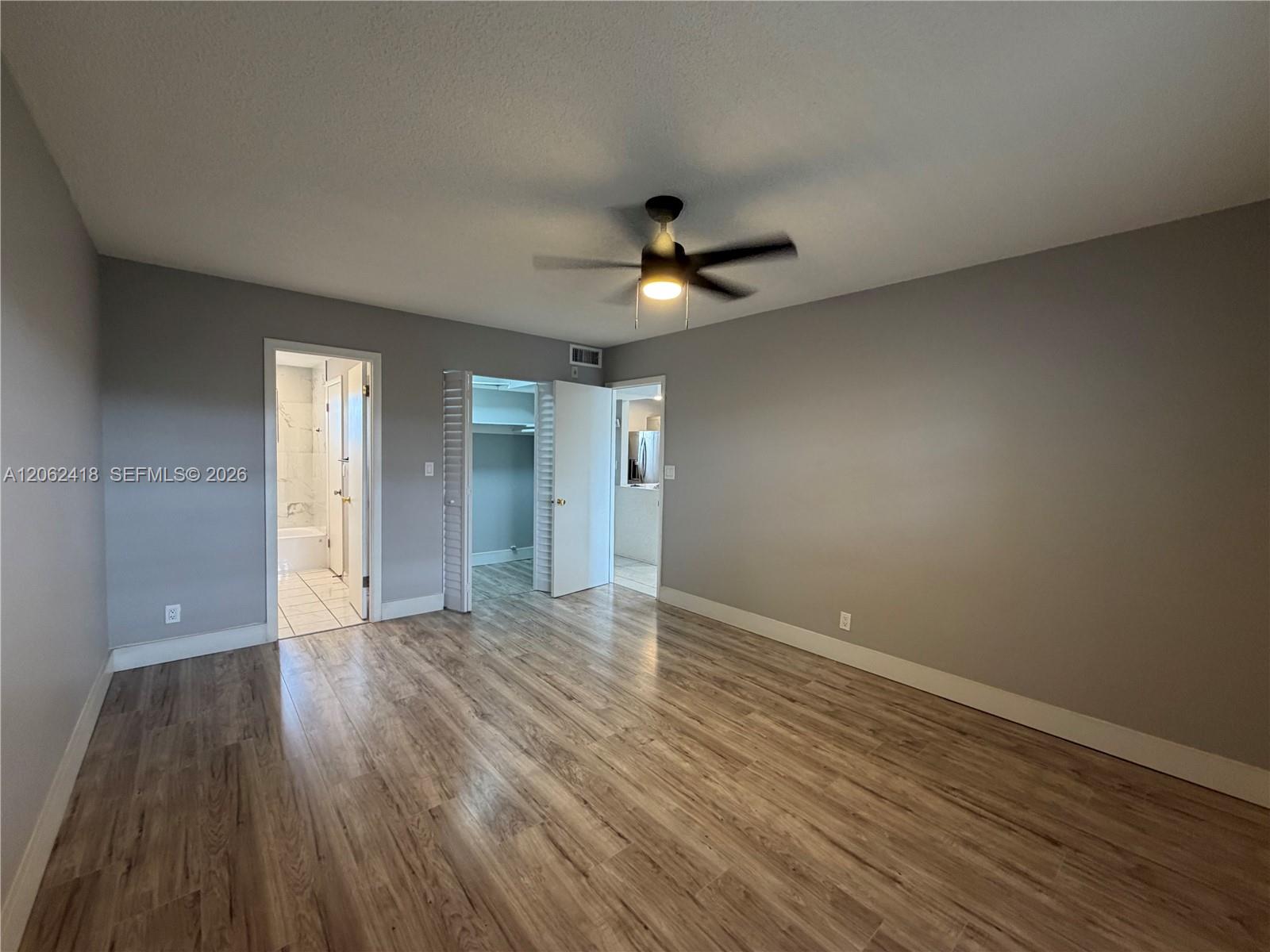 5071 W Oakland Park Boulevard 205 Property Photo 2