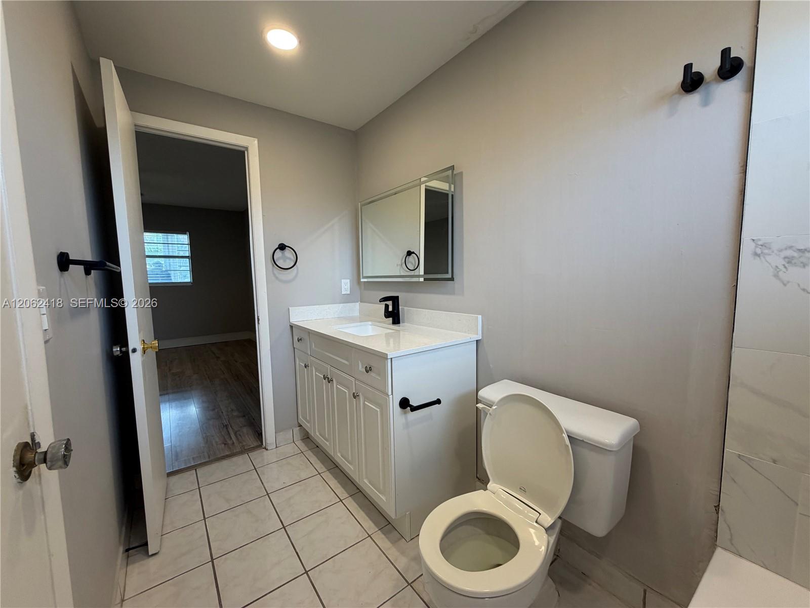 5071 W Oakland Park Boulevard 205 Property Photo 7