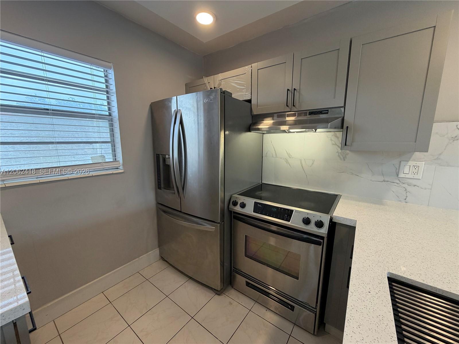 5071 W Oakland Park Boulevard 205 Property Photo 9