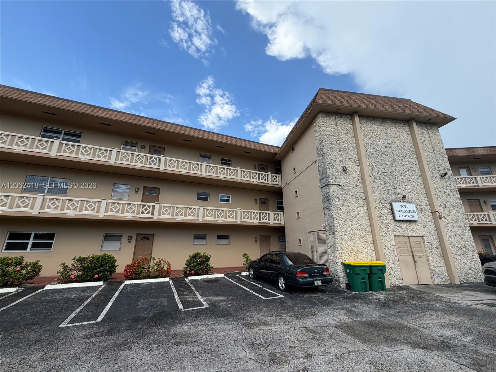 5071 W Oakland Park Boulevard 205 Property Photo 27