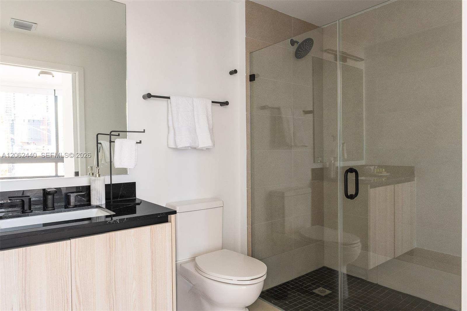 225 N Miami Avenue 1801 Property Photo 4