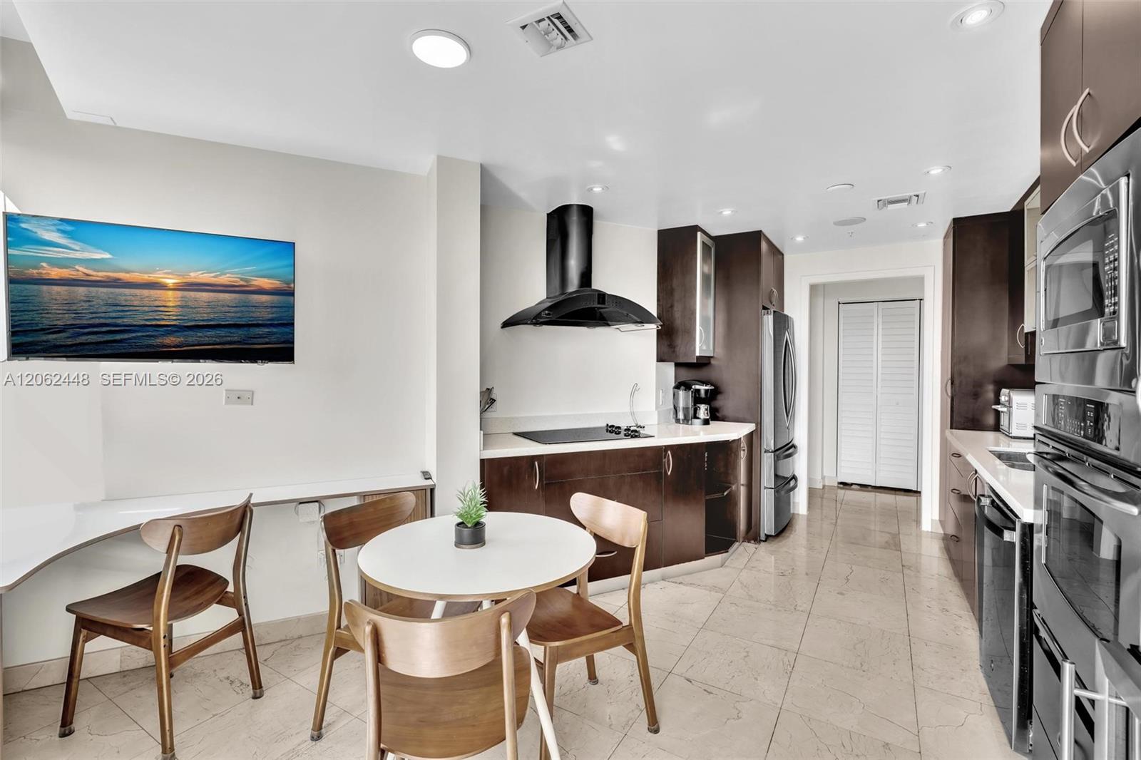 848 Brickell Key Drive 1805 Property Photo 18