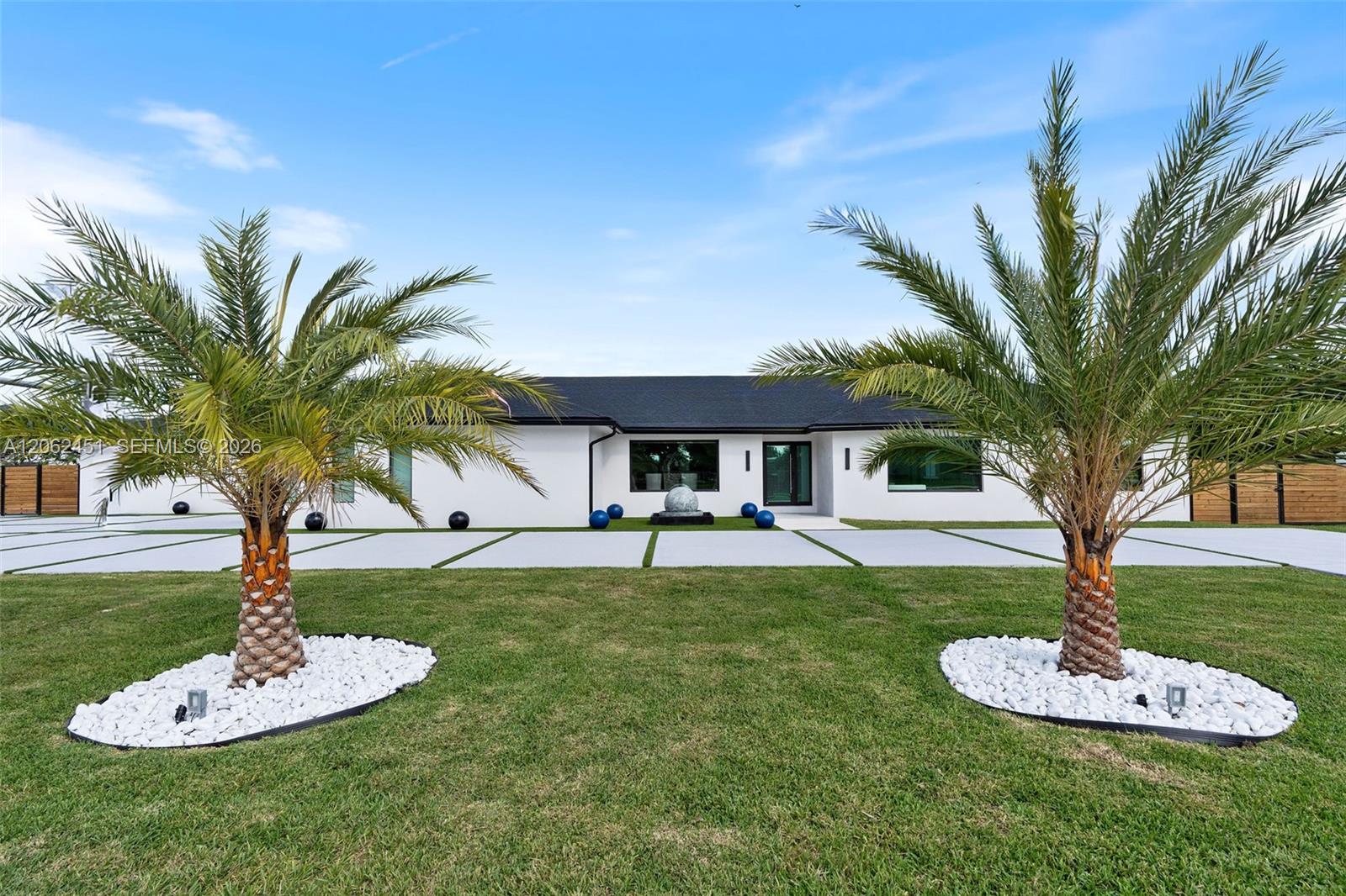12425 SW 226th Street Property Photo 1