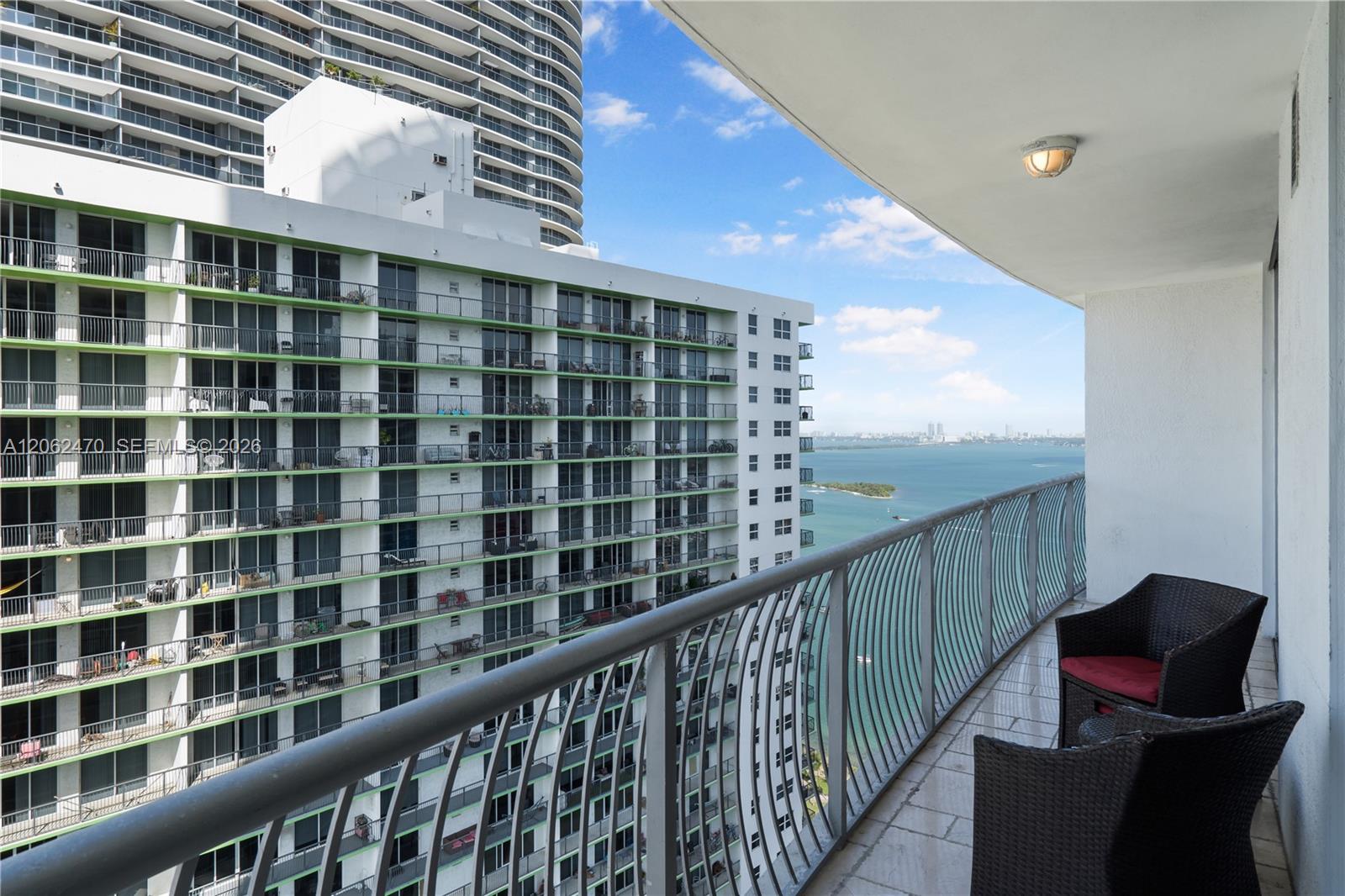 1750 N Bayshore Drive 3409 Property Photo 1