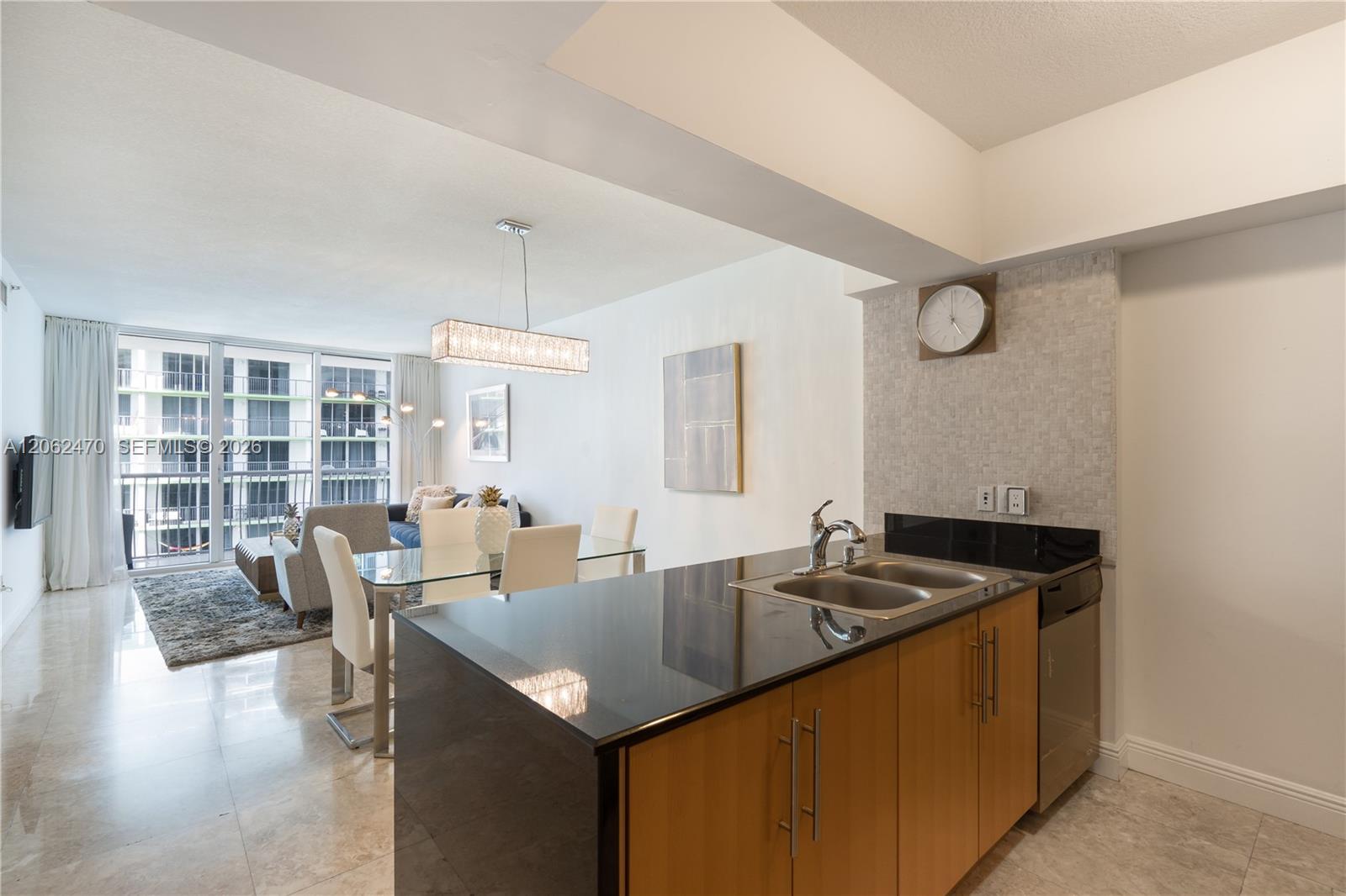 1750 N Bayshore Drive 3409 Property Photo 5