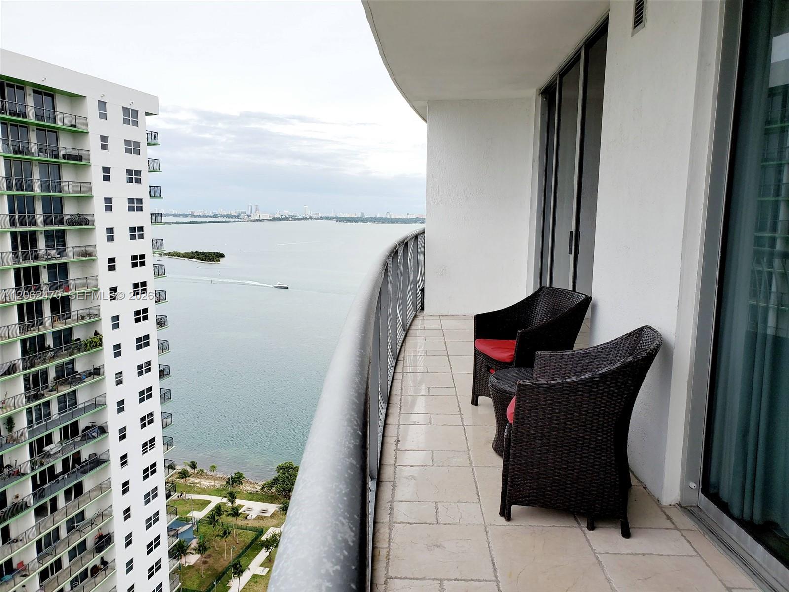 1750 N Bayshore Drive 3409 Property Photo 35