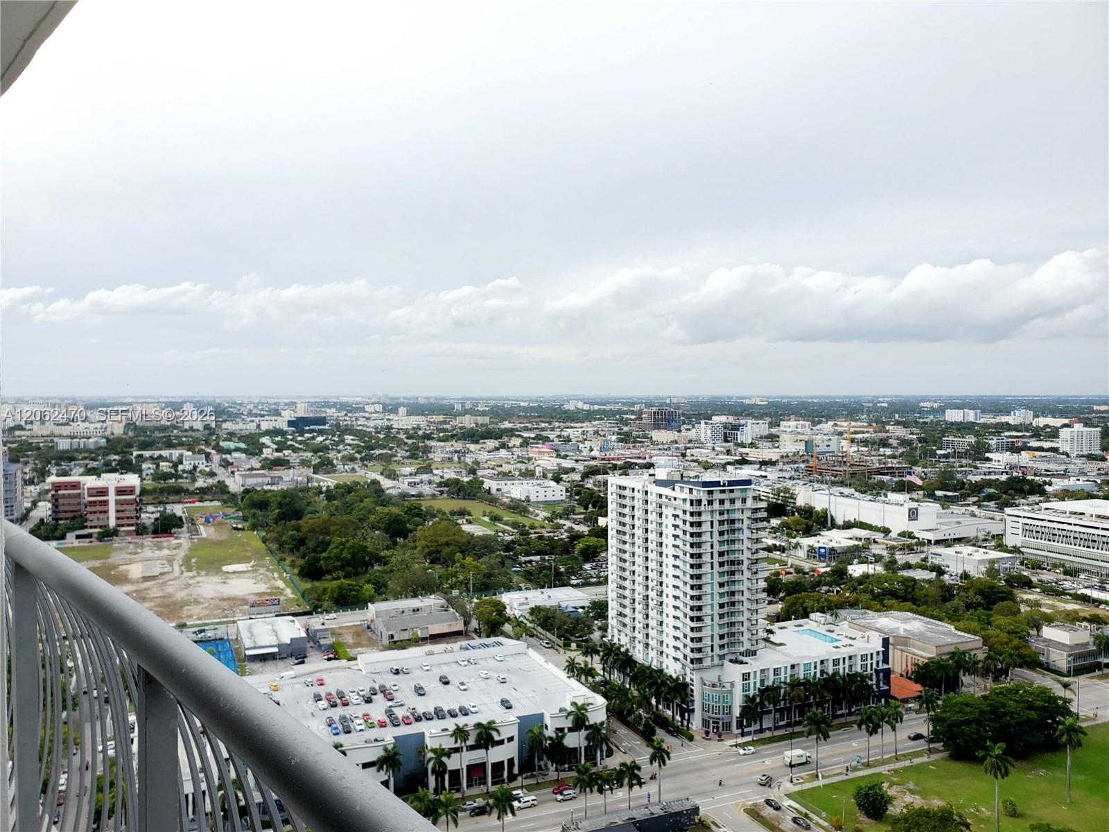 1750 N Bayshore Drive 3409 Property Photo 36