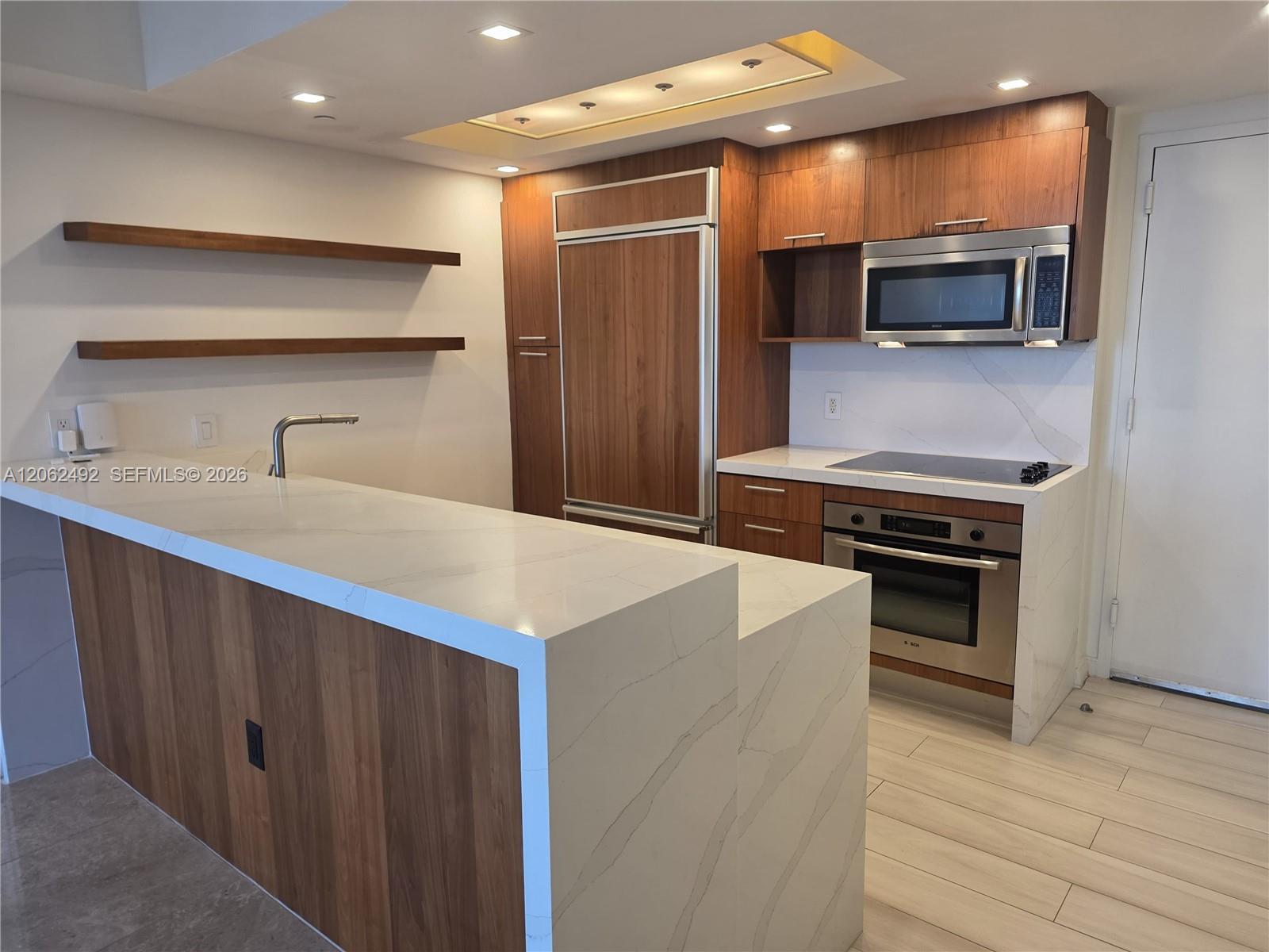 50 Biscayne Boulevard 804 Property Photo 6